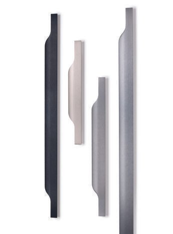 يد مطابخ وغرف نوما من شركة نوفا الإيطالية